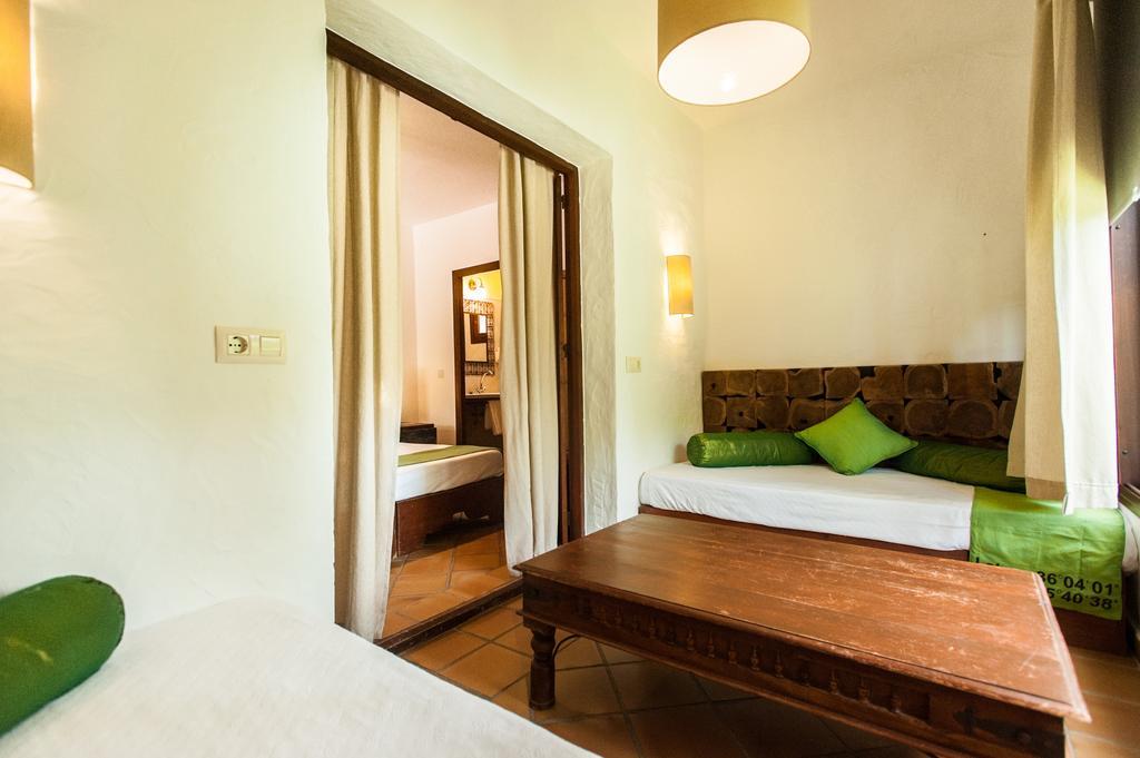 Hotel 100% Fun à Tarifa Extérieur photo