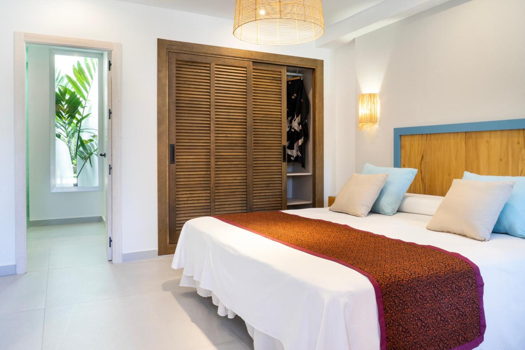 Hotel 100% Fun à Tarifa Extérieur photo